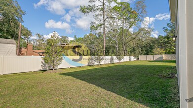 7656 Mailes Ct-Unit -201 in Jacksonville, FL - Building Photo - Building Photo