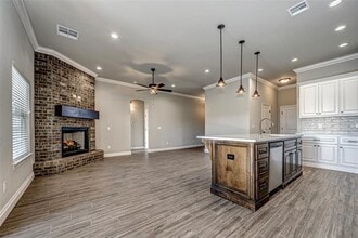 11708 NW 103rd St in Yukon, OK - Building Photo - Building Photo