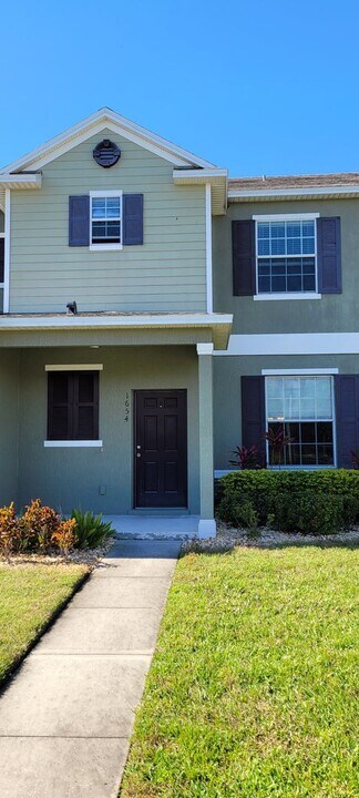 1654 J Lawson Blvd in Orlando, FL - Foto de edificio