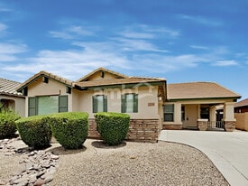 17568 W Voltaire St in Surprise, AZ - Building Photo