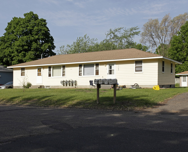 1708 Ashland St in Hastings, MN - Building Photo - Building Photo