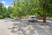 1480 River Rd, Unit 1480 in San Marcos, TX - Foto de edificio - Building Photo