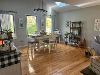 38555 Rogers Rd in Willoughby Hills, OH - Building Photo - Building Photo