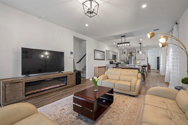 property at 5223 Mossdale Blf Ln