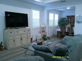 2255 Lark Way in Dixon, CA - Building Photo