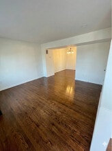 122 S Shenandoah Ave in Front Royal, VA - Foto de edificio - Building Photo