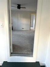 33 Putnam St in Milford, NH - Foto de edificio - Building Photo