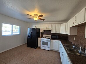 2031 E Lemon St in Tempe, AZ - Building Photo - Building Photo