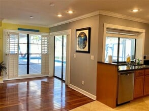 6310 Cocoa Ln, Unit 8-310 in Apollo Beach, FL - Building Photo - Building Photo