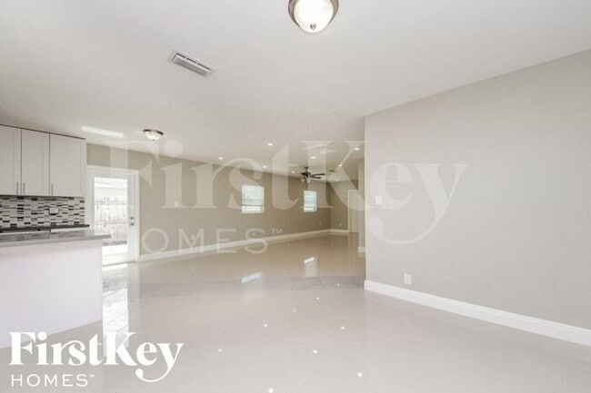500 NE 61st St in Fort Lauderdale, FL - Building Photo - Building Photo