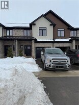 30 Walker Rd in Ingersoll, ON - Building Photo