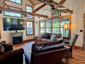 331 Duggan Hill Dr in Clayton, GA - Building Photo - Building Photo