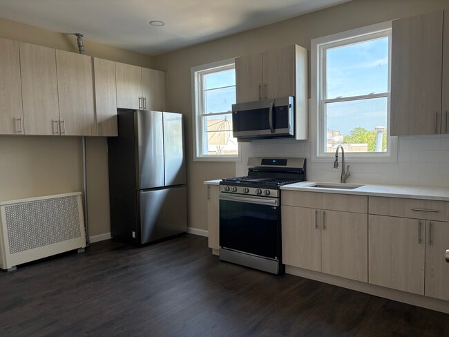 353 Central Ave, Unit #2