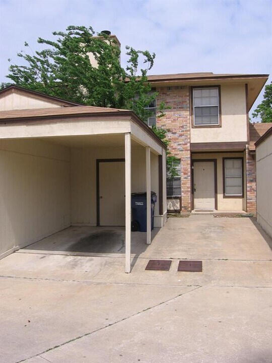 11 Trails Pl-Unit -B in Wylie, TX - Building Photo