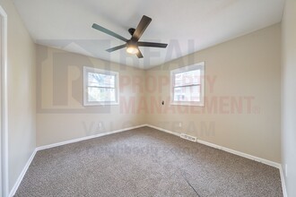 1522 E 172nd St in Cleveland, OH - Building Photo - Building Photo
