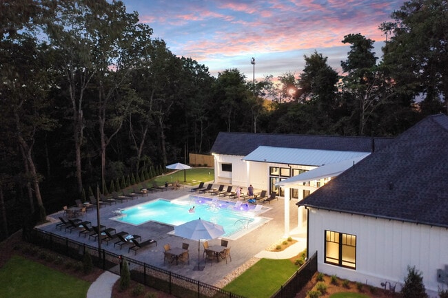 The Heights luxury houses for lease in Irondale, AL - Building Photo - Building Photo
