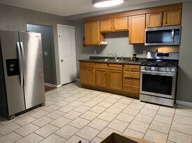 603 E 22nd St in Dubuque, IA - Building Photo