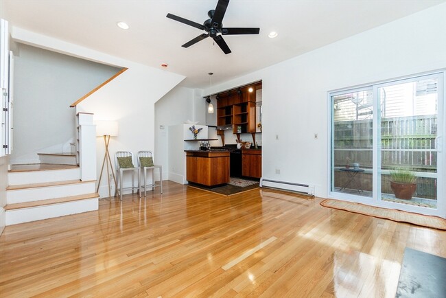 69 Walker St in Cambridge, MA - Foto de edificio - Building Photo