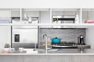 77 West 24th Street in New York, NY - Foto de edificio - Building Photo