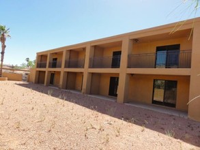 11680 N Saguaro Blvd in Fountain Hills, AZ - Foto de edificio - Building Photo