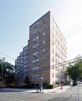 WOODLAWN VETERANS MUTUAL Co-op in Bronx, NY - Building Photo