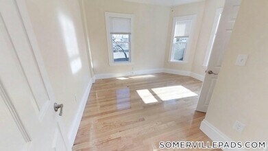 87 Morrison Ave, Unit 1R in Somerville, MA - Foto de edificio - Building Photo