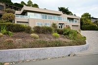 2305 Centro East St in Tiburon, CA - Foto de edificio - Building Photo