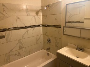 3726 Hazelwood St in Las Vegas, NV - Foto de edificio - Building Photo