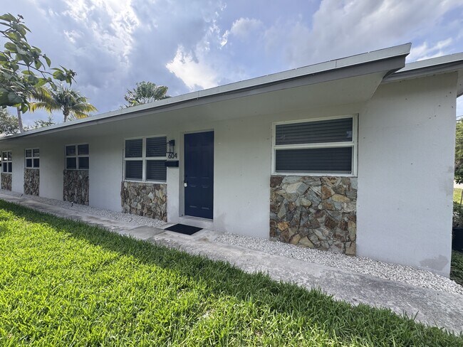 property at 604 SW 5th Ave