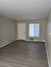 17250 Raupp Rd in Melvindale, MI - Building Photo - Building Photo