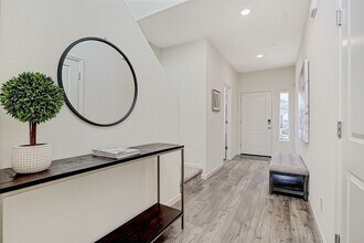 3834 Berrybridge St in Sacramento, CA - Building Photo - Building Photo