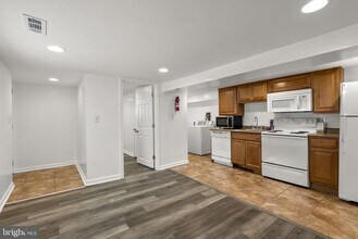 141 Uhland Terrace NE in Washington, DC - Building Photo - Building Photo