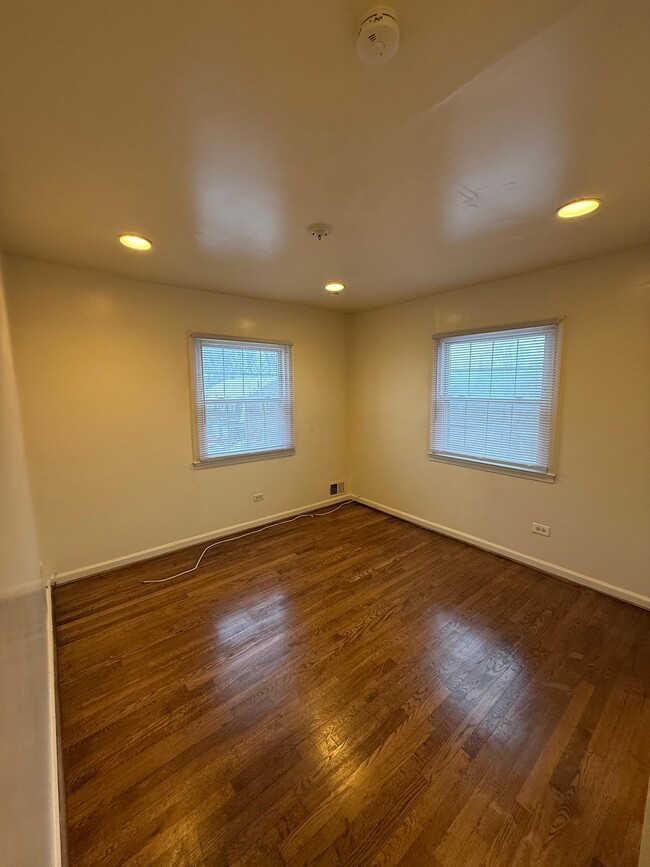 7301 Calder Dr in Capitol Heights, MD - Foto de edificio - Building Photo