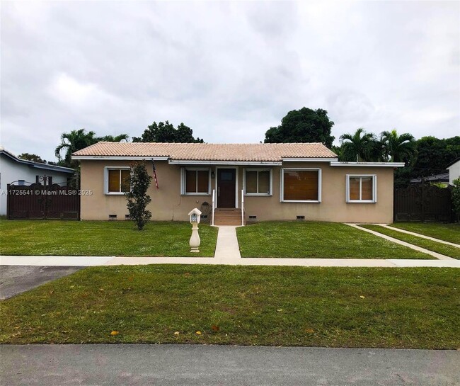 1220 Plover Ave in Miami Springs, FL - Building Photo - Building Photo