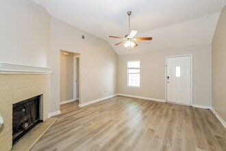 6883 Lagrange Cir N in Cordova, TN - Building Photo - Building Photo
