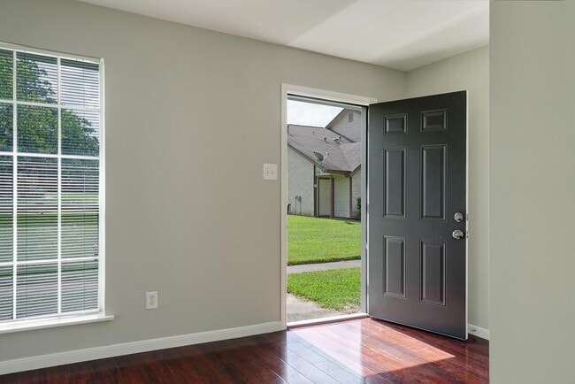 property at 1833 Country Village Blvd