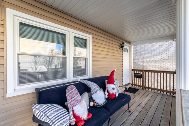 7546 Brown Ave in Forest Park, IL - Building Photo - Building Photo