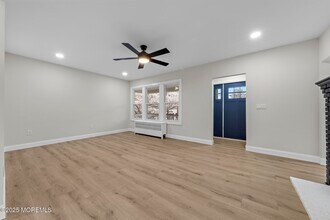 260 Main St in Matawan, NJ - Building Photo - Building Photo