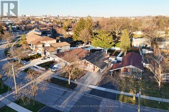 111 Verobeach Blvd in Toronto, ON - Building Photo - Building Photo