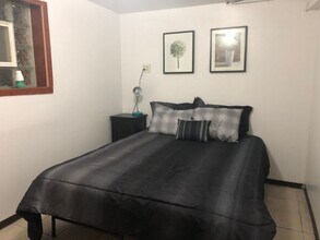 4411 S Wells St-Unit -BMT in Chicago, IL - Building Photo - Building Photo