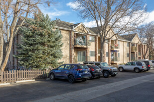 Ketring Park Apartments in Littleton, CO - Foto de edificio - Building Photo