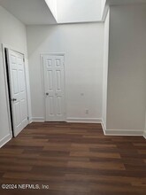 11 E 7th St, Unit 4 in Jacksonville, FL - Building Photo - Building Photo