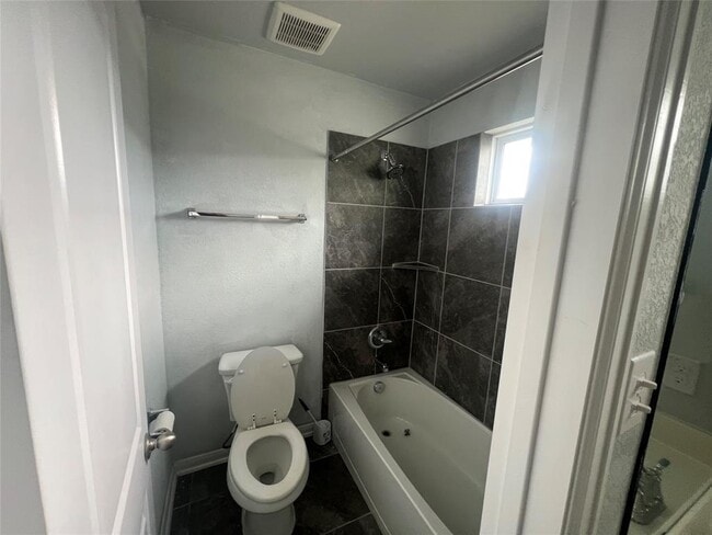 1153 Leadtree Loop in Mustang Ridge, TX - Building Photo - Building Photo