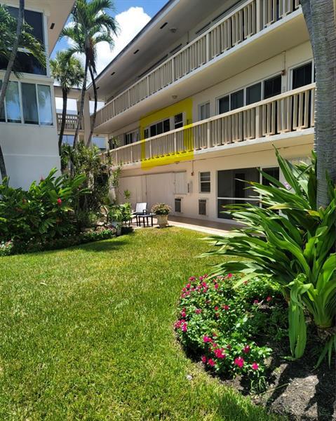 property at 2000 Diana Dr