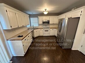 625 NW Rosaceae Dr in Blue Springs, MO - Building Photo - Building Photo