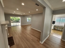 12549 Barbara Ann St in North Hollywood, CA - Building Photo