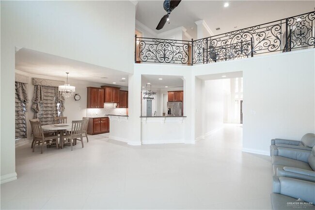 2405 San Alejandro St in Mission, TX - Building Photo - Building Photo