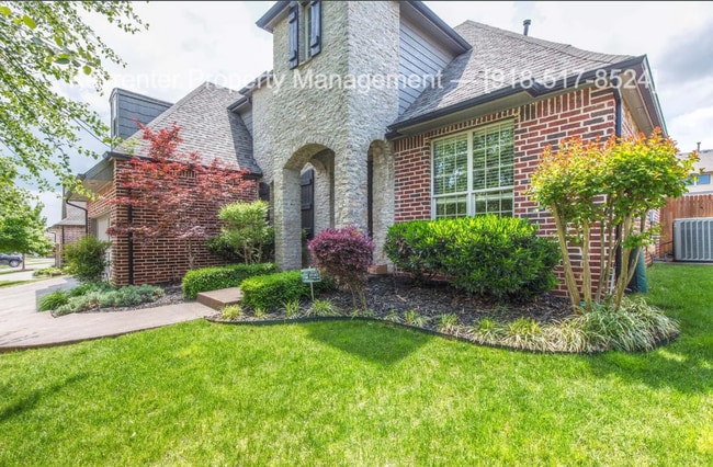 property at 11250 S 72nd E Ct