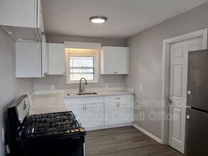 3432 Olsen Dr in Corpus Christi, TX - Building Photo - Building Photo