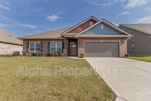 504 Flying Squirrel Wy in Greenville, SC - Building Photo